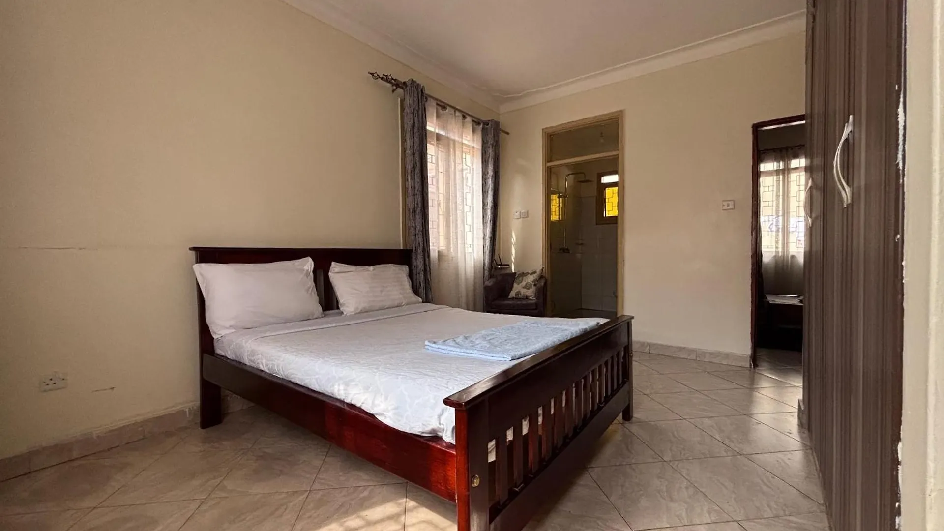 Daire Royal Bukoto Villas Kampala